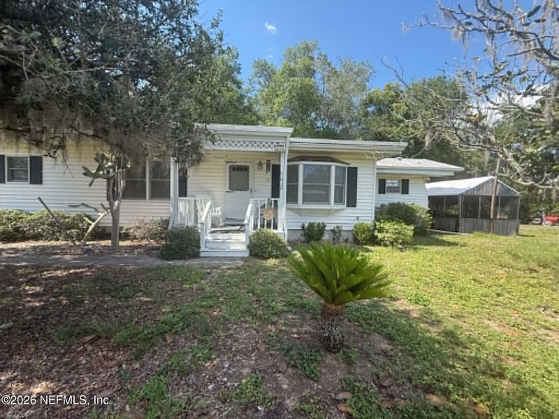412 64th St, Interlachen, FL 32148