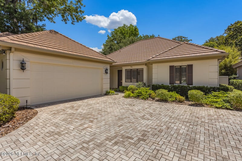 6717 Linford Ln, Jacksonville, FL 32217
