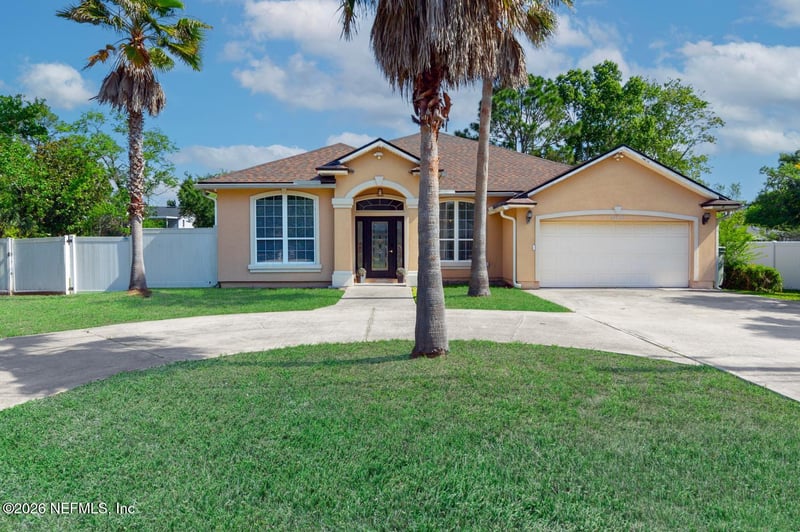 13525 Chauny Rd, Jacksonville, FL 32246