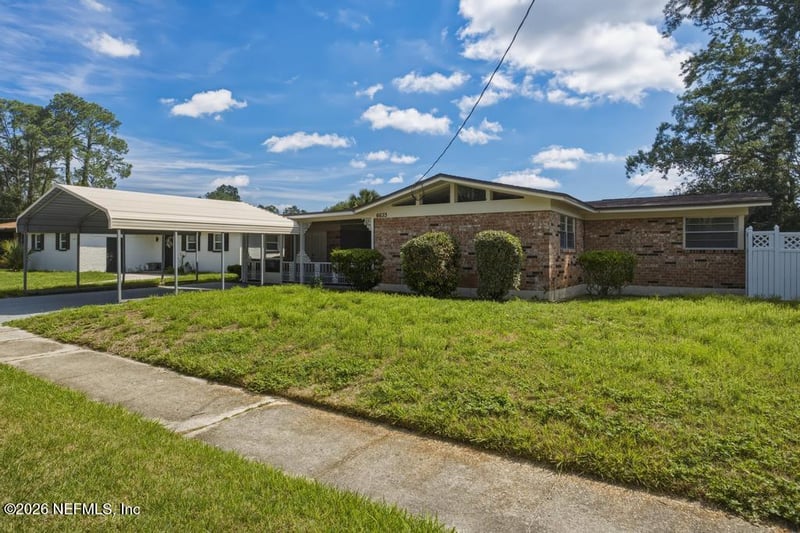 6633 Kinlock Dr, Jacksonville, FL 32219