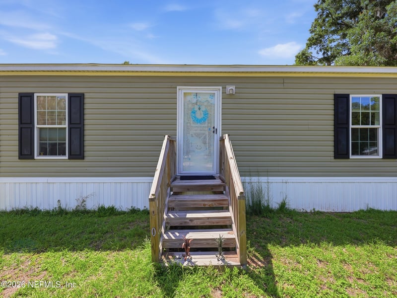 100 Bostwick Ln, Palatka, FL 32177