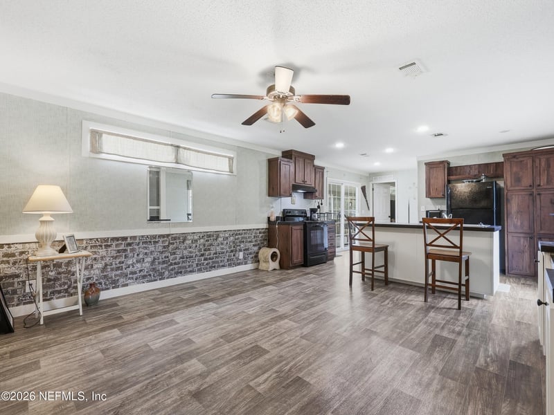 100 Bostwick Ln, Palatka, FL 32177
