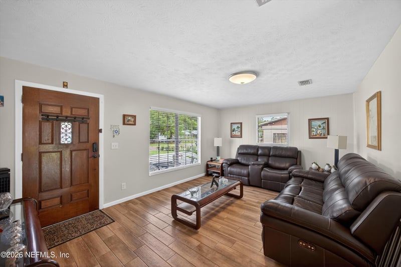 11506 Renne Dr, Jacksonville, FL 32218