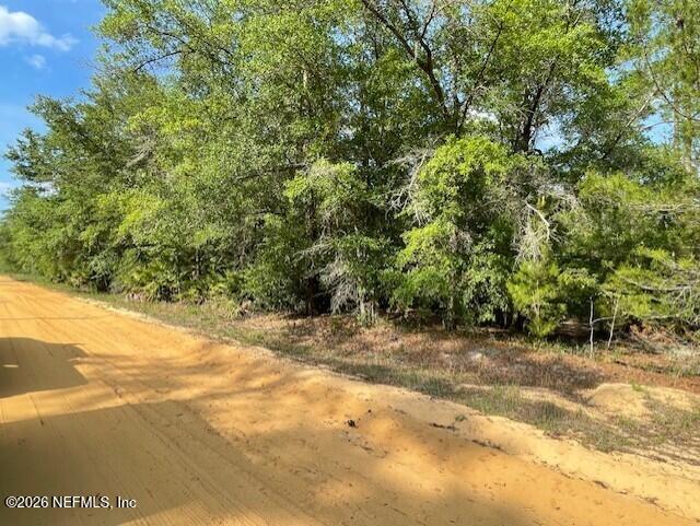 108 Usina Ave, Interlachen, FL 32148