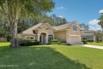 1916 Vista Lakes Dr, Fleming Island, FL 32003