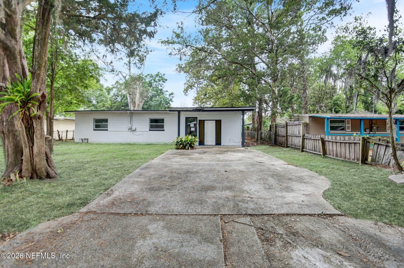 1830 Brookview Dr, Jacksonville, FL 32246