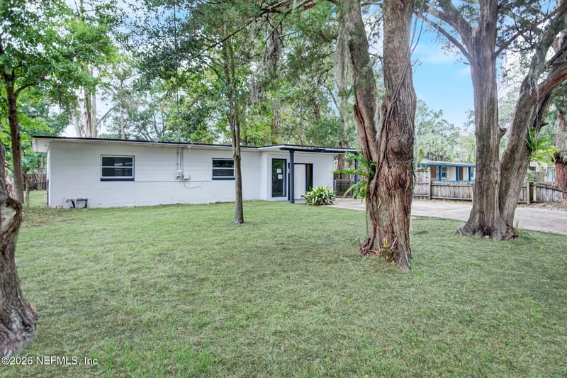 1830 Brookview Dr, Jacksonville, FL 32246