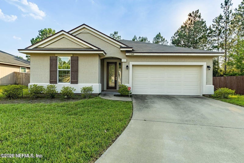 11940 Carson Lake Dr, Jacksonville, FL 32221