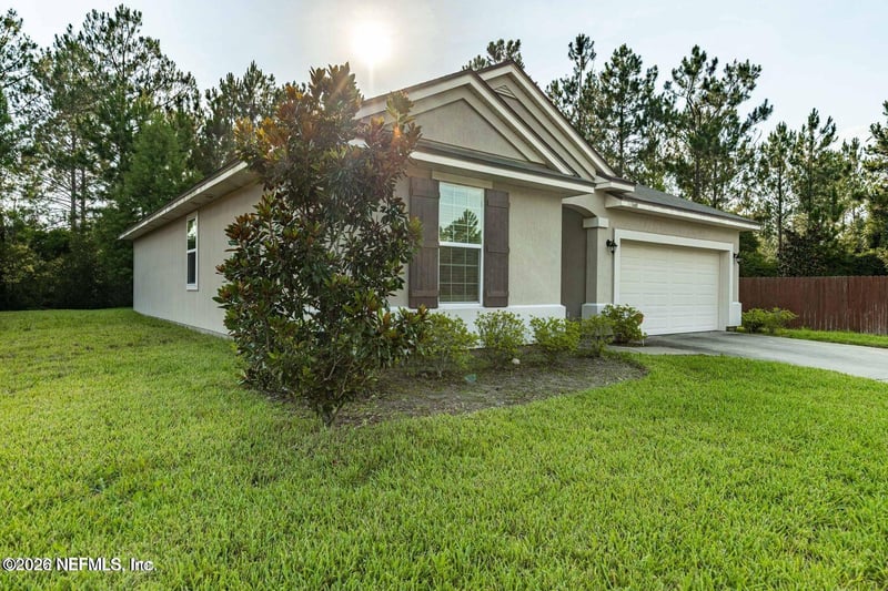 11940 Carson Lake Dr, Jacksonville, FL 32221