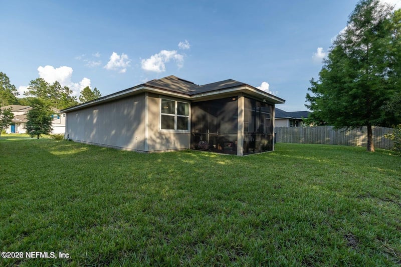 11940 Carson Lake Dr, Jacksonville, FL 32221