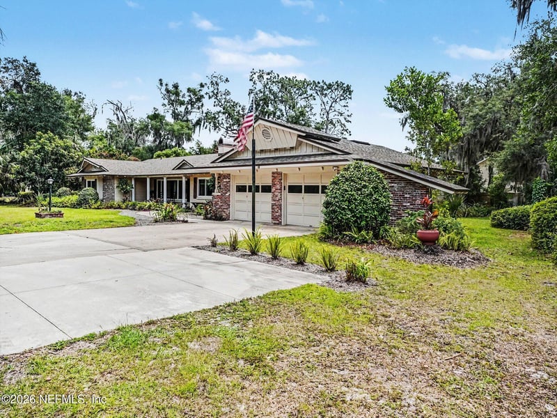 5201 Wayside Dr, Sanford, FL 32771
