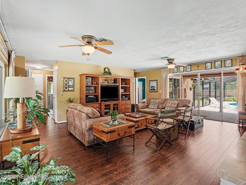 5201 Wayside Dr, Sanford, FL 32771
