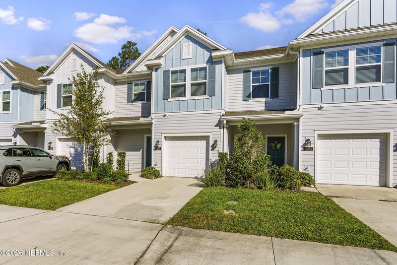 12852 Josslyn Ln, Jacksonville, FL 32246