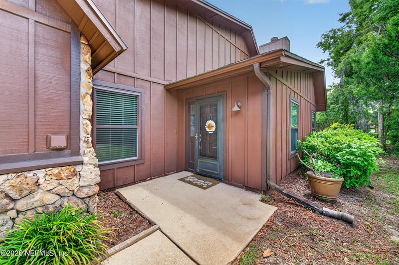 8 Mimosa Trl, Ormond Beach, FL 32174