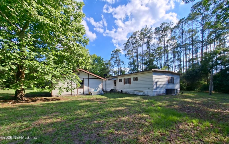 204 Seminole Trl, Georgetown, FL 32139