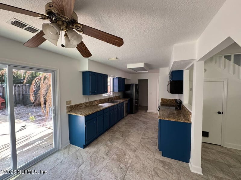 543 Ray Edwards Rd, St Augustine, FL 32086