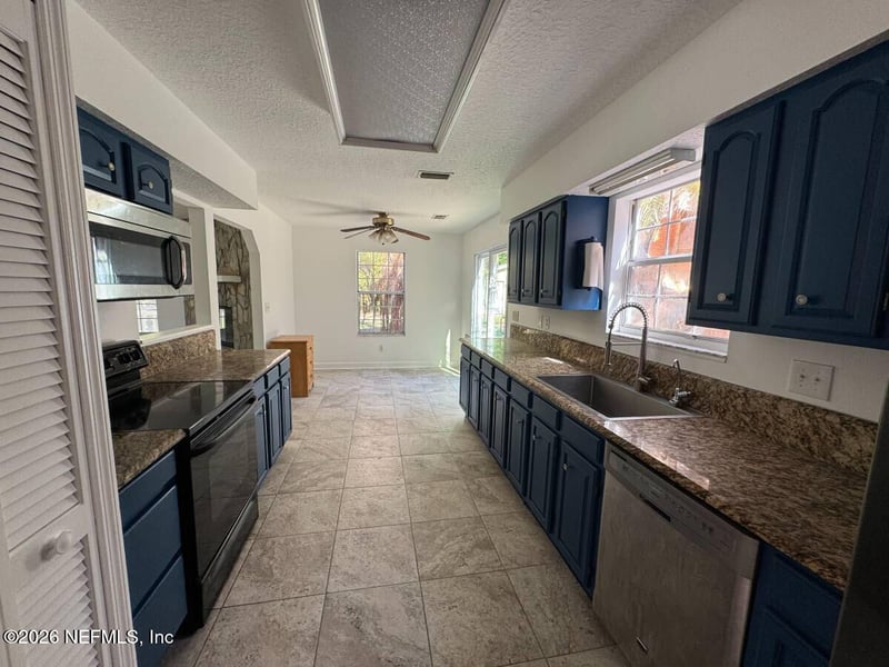 543 Ray Edwards Rd, St Augustine, FL 32086