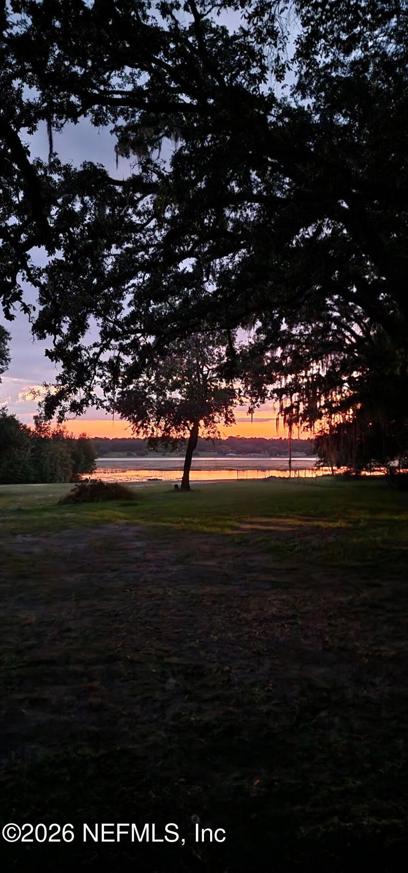 8042 County Line Rd, Melrose, FL 32666