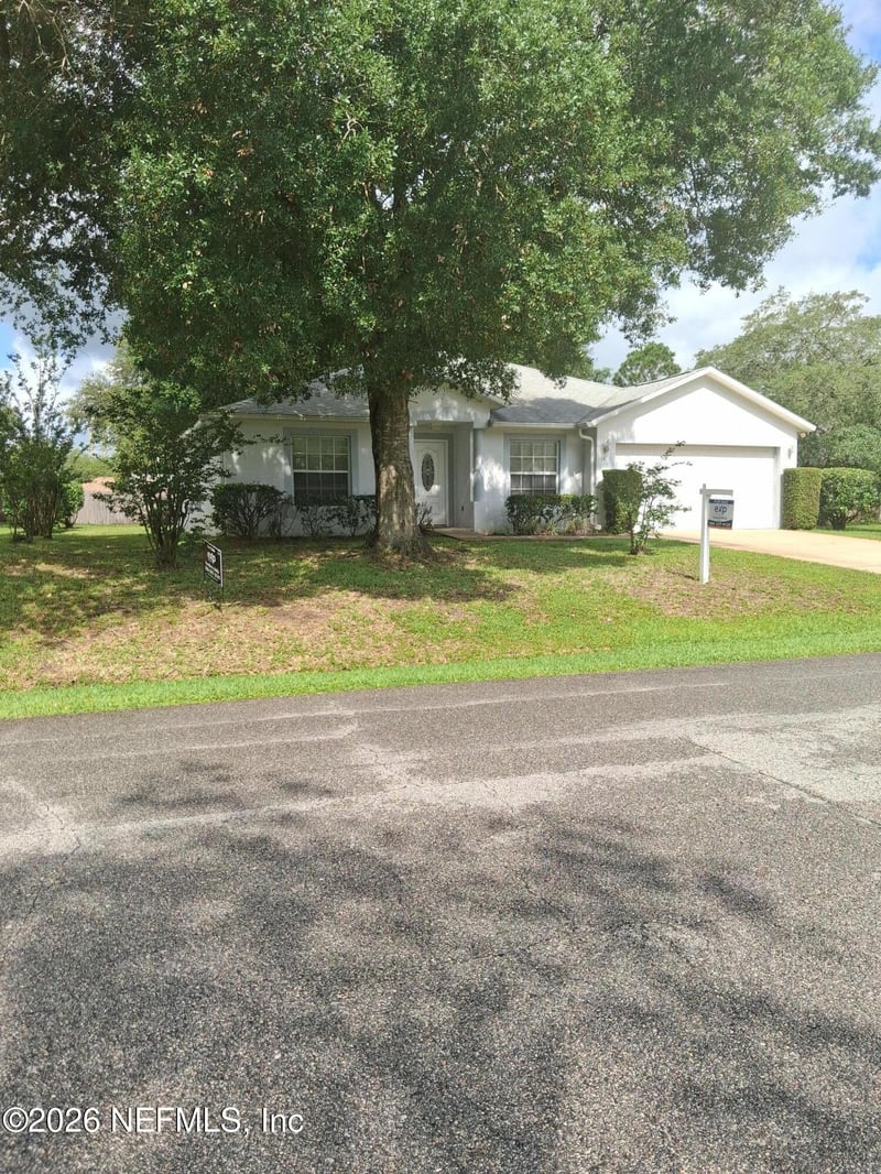 14 Fernmill Ln, Palm Coast, FL 32137