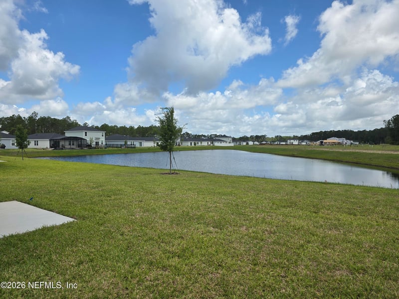 8 Dilly Ct, Palm Coast, FL 32164