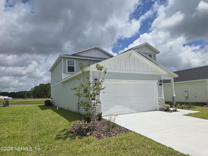 8 Dilly Ct, Palm Coast, FL 32164