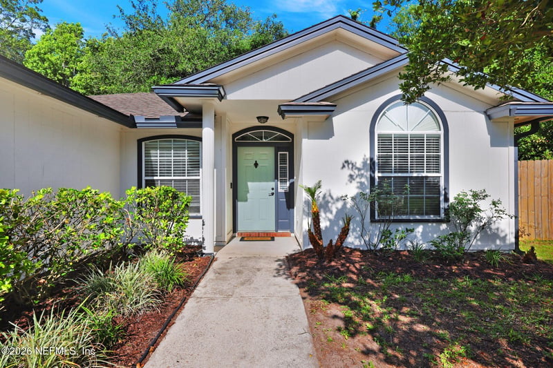 1180 Windy Willows Dr, Jacksonville, FL 32225