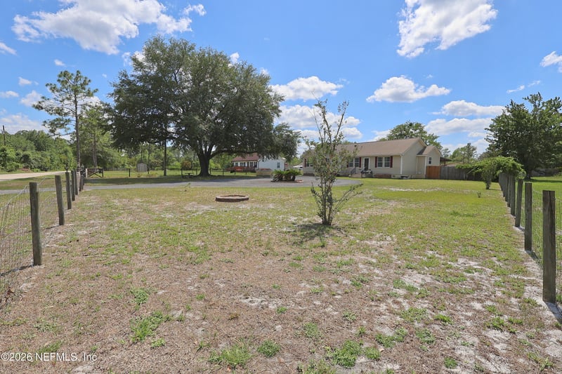 2442 Quarterhorse Trl, Middleburg, FL 32068