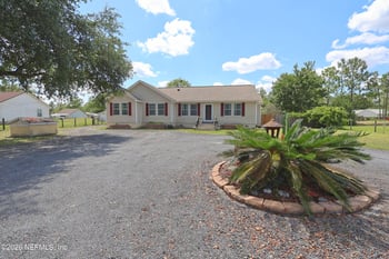 2442 Quarterhorse Trl, Middleburg, FL 32068