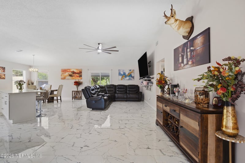 3352 Secret Isle Ln, Jacksonville, FL 32225