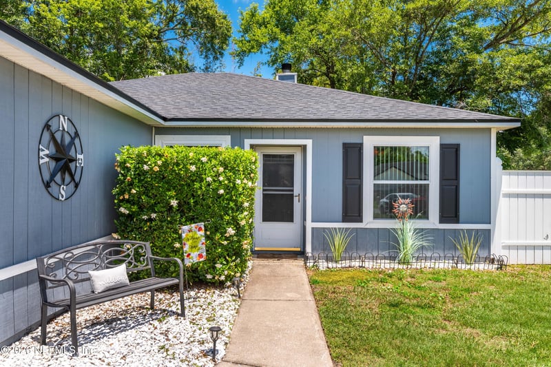 1563 Graduation Ln, Middleburg, FL 32068
