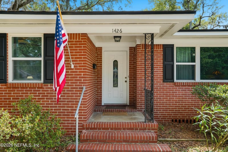 1426 Glengarry Rd, Jacksonville, FL 32207