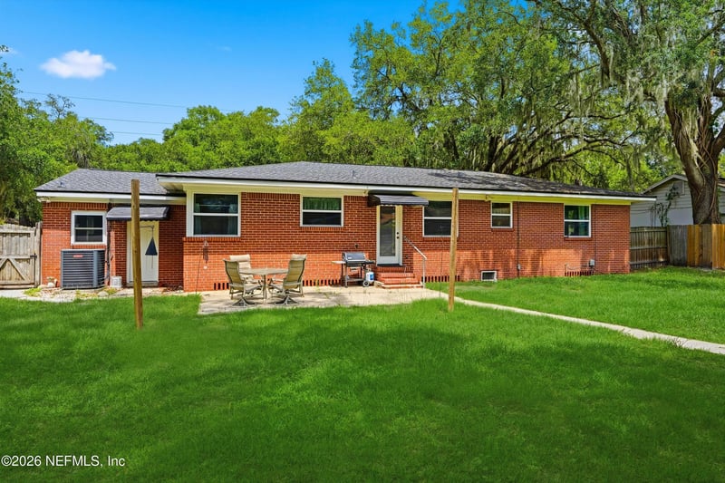 1426 Glengarry Rd, Jacksonville, FL 32207