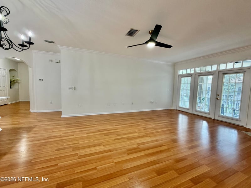10901 Burnt Mill Rd #406, Jacksonville, FL 32256