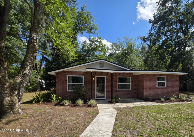 7634 Bentwillow Dr, Jacksonville, FL 32244