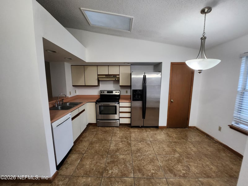 8048 Virgo St, Jacksonville, FL 32216