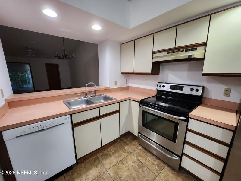 8048 Virgo St, Jacksonville, FL 32216