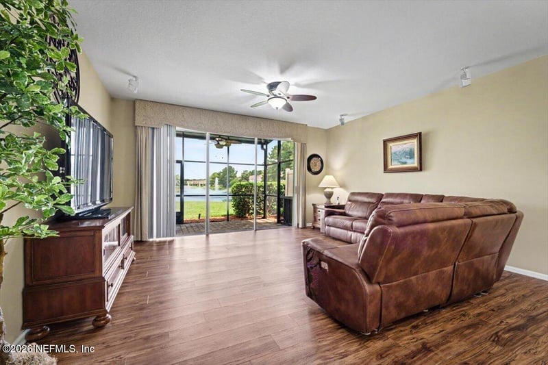 7598 Red Crane Ln, Jacksonville, FL 32256
