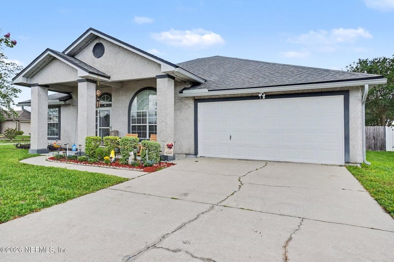 3780 Woodbriar Dr, Orange Park, FL 32073