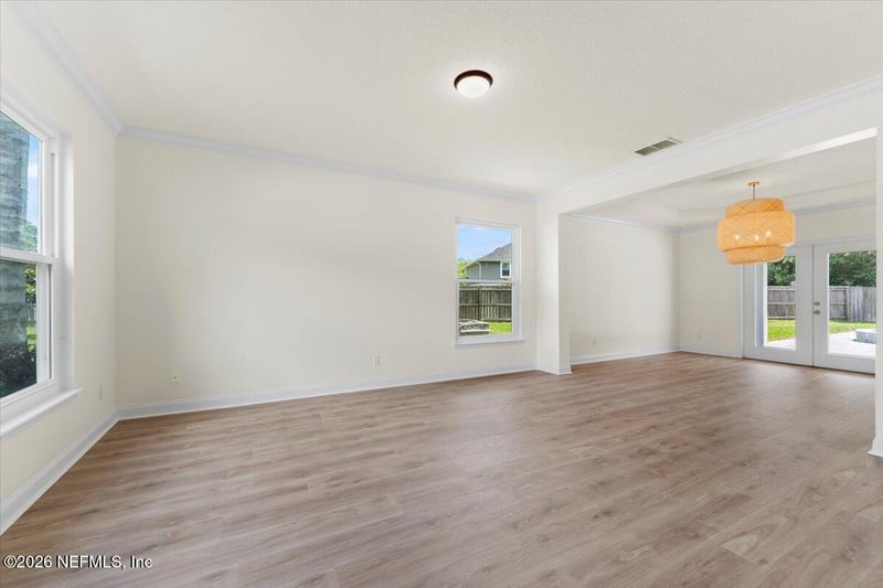 1213 Ribbon Rd, St Johns, FL 32259