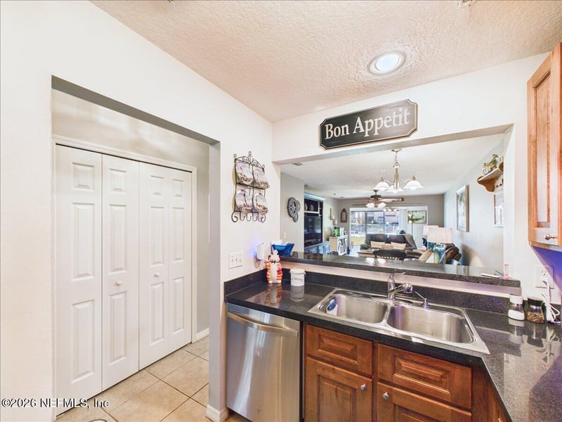 99 Broad River Pl #3105, Welaka, FL 32193