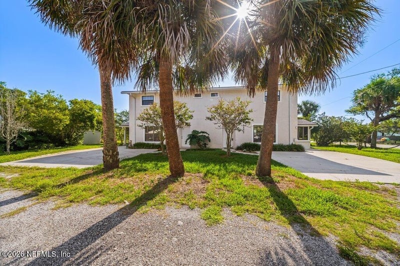 11751177 5th St, Jacksonville Beach, FL 32250