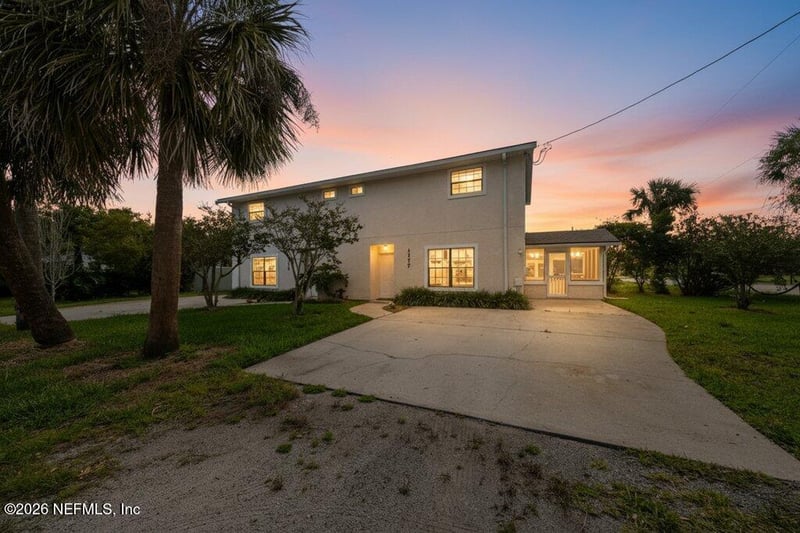 11751177 5th St, Jacksonville Beach, FL 32250