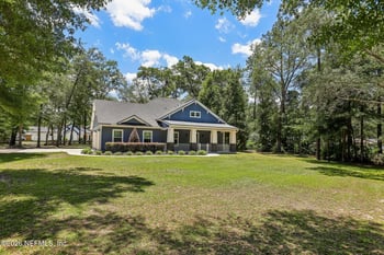 552 Arthur Moore Dr, Green Cove Springs, FL 32043