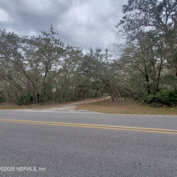 127 Glendale Ave, Interlachen, FL 32148
