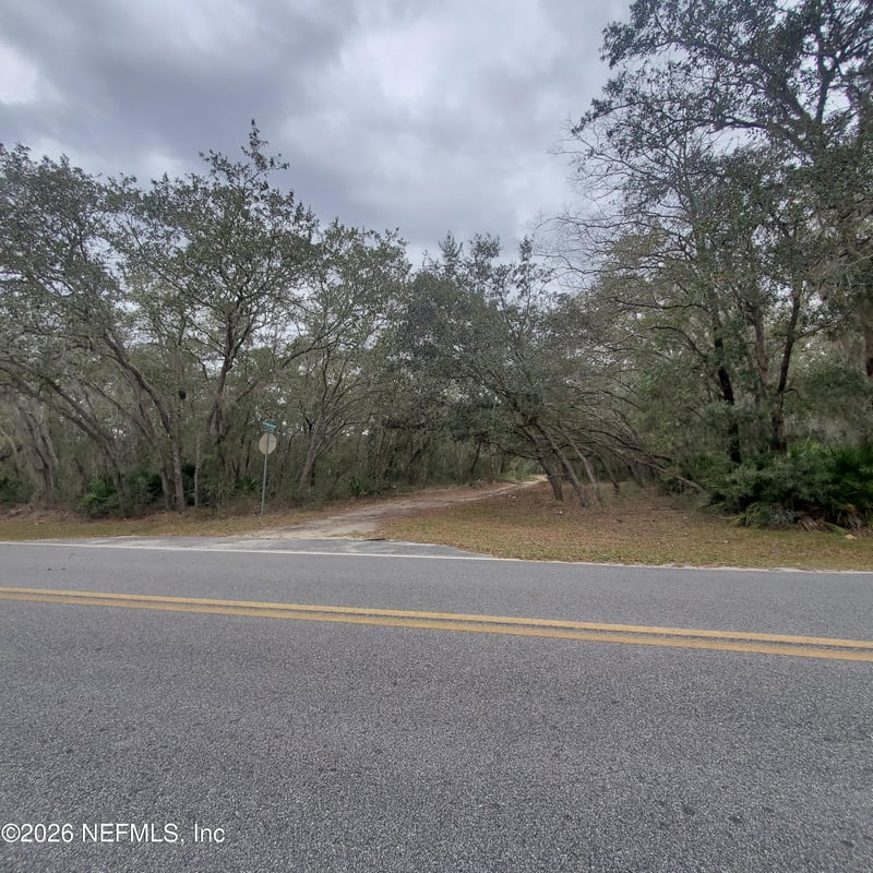 127 Glendale Ave, Interlachen, FL 32148