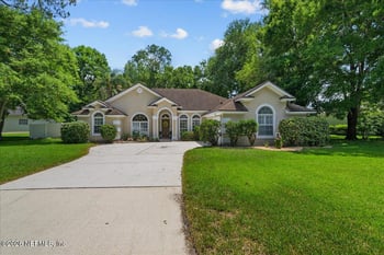 304 Lolly Ln, St Johns, FL 32259