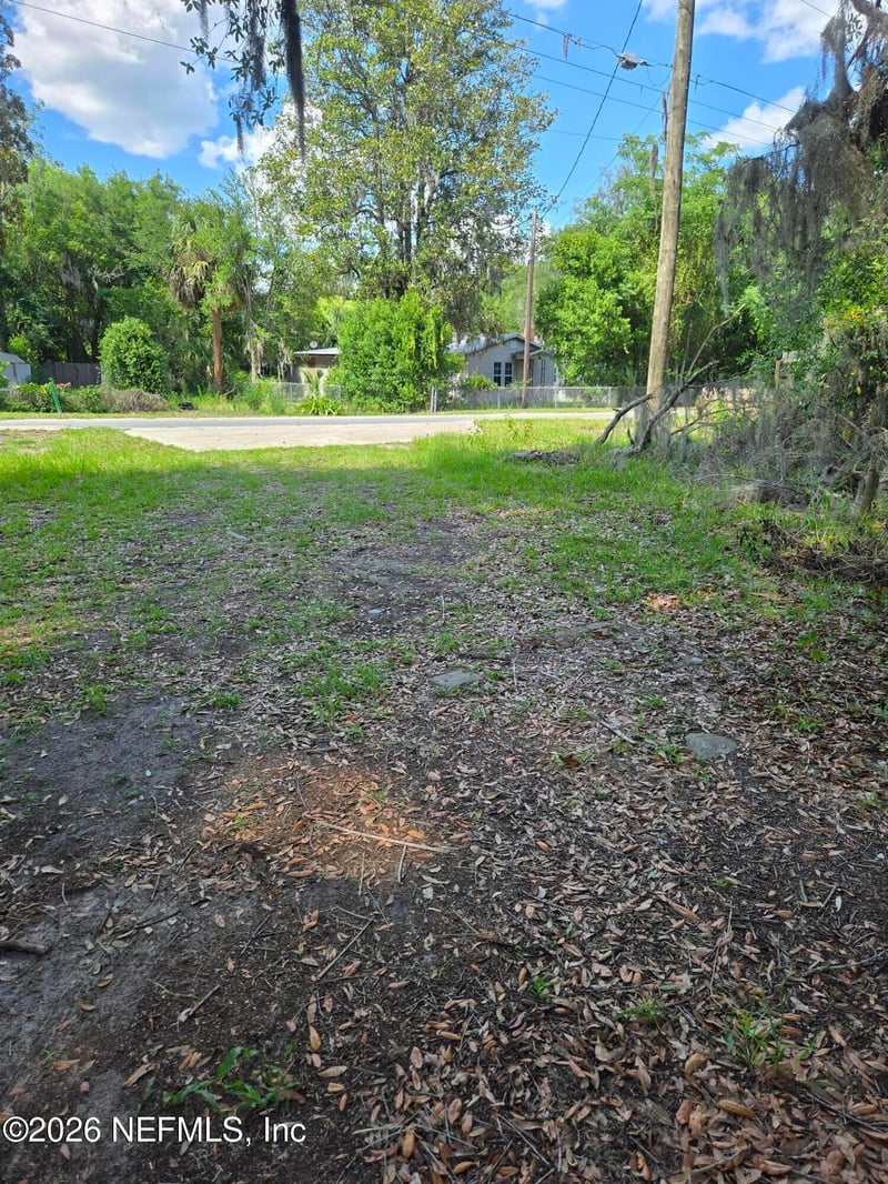 609 Dixie Ave, Lake City, FL 32055