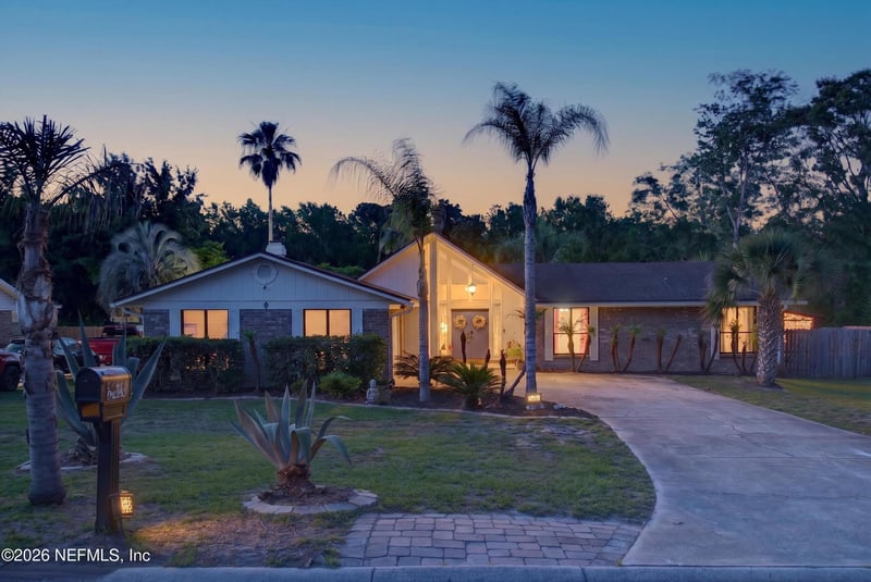 2556 Bottomridge Dr, Orange Park, FL 32065