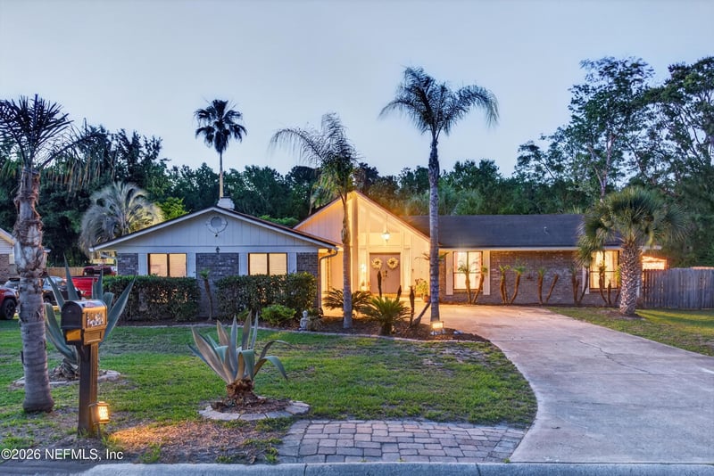 2556 Bottomridge Dr, Orange Park, FL 32065