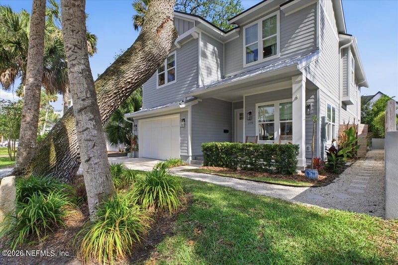 370 8th St, Atlantic Beach, FL 32233